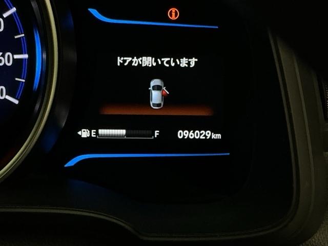 フィットハイブリッド Fパッケージ ナビ Rカメラ ブルートゥース TV CD 盗難警報装置 記録簿有り AUTOエアコン 助手席エアバック ECON ETC付き リヤカメラ ABS付 横滑り防止システム キーレスエントリー ワンセグ(28枚目)