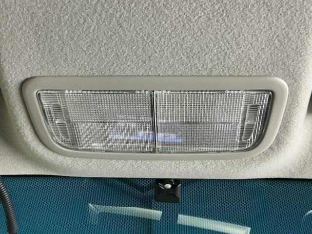 フィットハイブリッド Fパッケージ ナビ Rカメラ ブルートゥース TV CD 盗難警報装置 記録簿有り AUTOエアコン 助手席エアバック ECON ETC付き リヤカメラ ABS付 横滑り防止システム キーレスエントリー ワンセグ(49枚目)