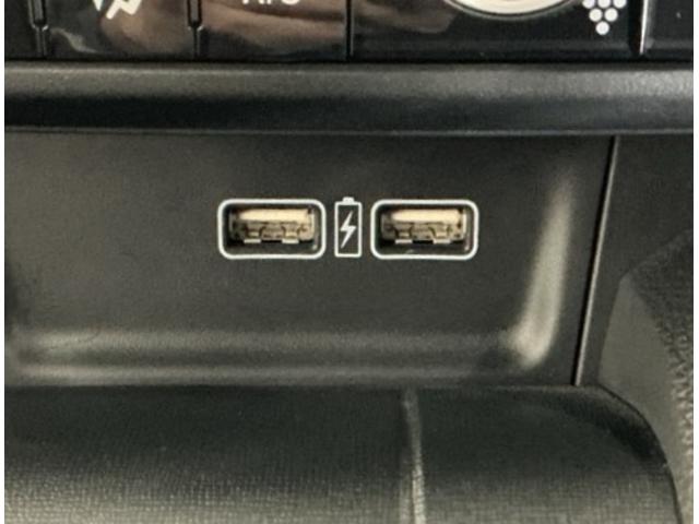 �Q�D�T�A���y�A�}���t�r�a�`���[�W���[���ځB�X�}�[�g�t�H���Ȃǂ̏[�d�ɂƂ��Ă��֗��ł�