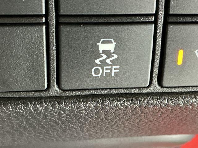 ヴェゼル ｅ：ＨＥＶＺ　ナビ　Ｒカメラ　ブルートゥース　フルセグＴＶ　衝突回避支援ブレーキ機能　スマキ　Ｐトランク　フルオートエアコン　エアバッグ　両席エアバック　記録簿付　パワーウィンドウ　ＬＥＤランプ　ソナー　クルーズＣ（28枚目）