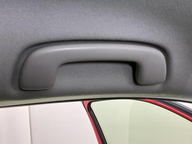 ヴェゼル ｅ：ＨＥＶＺ　ナビ　Ｒカメラ　ブルートゥース　フルセグＴＶ　衝突回避支援ブレーキ機能　スマキ　Ｐトランク　フルオートエアコン　エアバッグ　両席エアバック　記録簿付　パワーウィンドウ　ＬＥＤランプ　ソナー　クルーズＣ（50枚目）