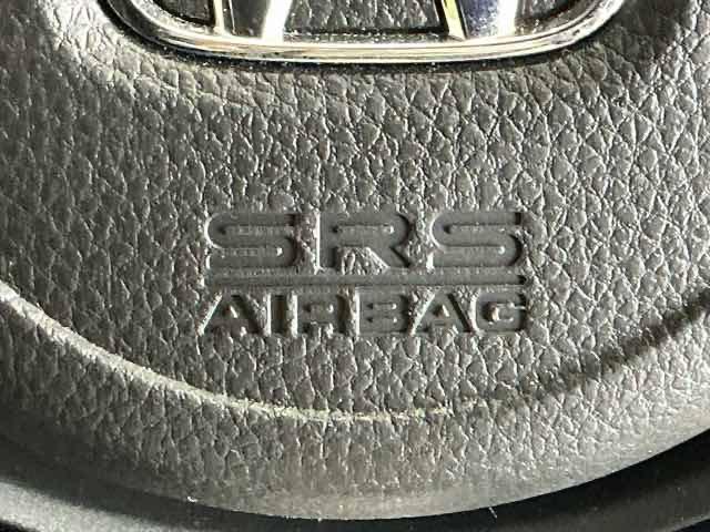 ヴェゼル ｅ：ＨＥＶＺ　ナビ　Ｒカメラ　ブルートゥース　フルセグＴＶ　衝突回避支援ブレーキ機能　スマキ　Ｐトランク　フルオートエアコン　エアバッグ　両席エアバック　記録簿付　パワーウィンドウ　ＬＥＤランプ　ソナー　クルーズＣ（53枚目）