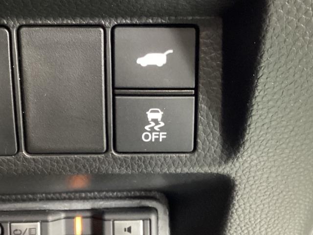 ステップワゴン ｅ：ＨＥＶスパーダプレミアムライン　ナビ　Ｒカメラ　後席モニター　フルセグＴＶ　マルチカメラ　Ｐテールゲート　両側自動ドア　Ｆセグ　ＵＳＢ接続　クリアランスソナ　クルーズＣ　助手席エアバッグ　スマートＫ　シ－トヒ－タ－　ＤＶＤ再生（31枚目）