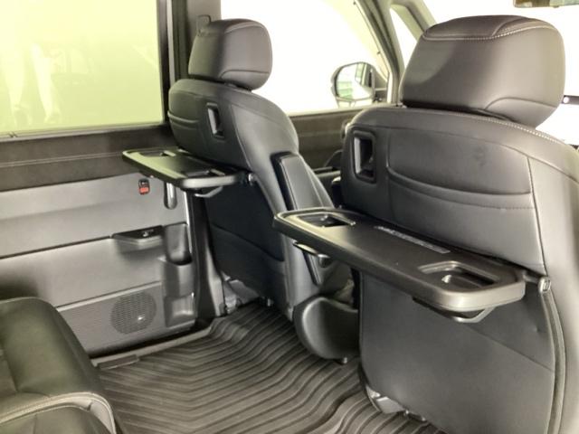 ステップワゴン ｅ：ＨＥＶスパーダプレミアムライン　ナビ　Ｒカメラ　後席モニター　フルセグＴＶ　マルチカメラ　Ｐテールゲート　両側自動ドア　Ｆセグ　ＵＳＢ接続　クリアランスソナ　クルーズＣ　助手席エアバッグ　スマートＫ　シ－トヒ－タ－　ＤＶＤ再生（64枚目）