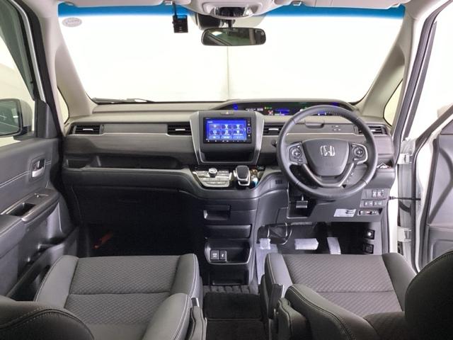 フリードハイブリッド ハイブリッド・Ｇホンダセンシング　ドラレコ　ナビ　Ｒカメラ　ブルートゥース　軽減ブレーキ　キーフリーシステム　記録簿　ＤＶＤ再生可能　ＥＣＯＮ　後カメラ　Ａクルーズ　地デジフルセグＴＶ　ＬＥＤヘッドランプ　シートＨ　横滑防止　ＵＳＢ（2枚目）