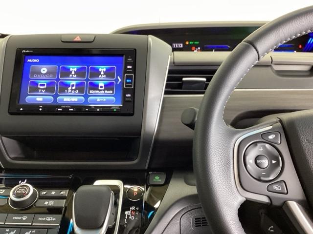 フリードハイブリッド ハイブリッド・Ｇホンダセンシング　ドラレコ　ナビ　Ｒカメラ　ブルートゥース　軽減ブレーキ　キーフリーシステム　記録簿　ＤＶＤ再生可能　ＥＣＯＮ　後カメラ　Ａクルーズ　地デジフルセグＴＶ　ＬＥＤヘッドランプ　シートＨ　横滑防止　ＵＳＢ（3枚目）