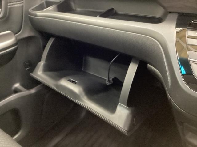 フリードハイブリッド ハイブリッド・Ｇホンダセンシング　ドラレコ　ナビ　Ｒカメラ　ブルートゥース　軽減ブレーキ　キーフリーシステム　記録簿　ＤＶＤ再生可能　ＥＣＯＮ　後カメラ　Ａクルーズ　地デジフルセグＴＶ　ＬＥＤヘッドランプ　シートＨ　横滑防止　ＵＳＢ（51枚目）