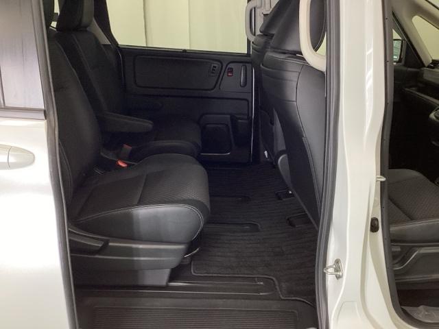 フリードハイブリッド ハイブリッド・Ｇホンダセンシング　ドラレコ　ナビ　Ｒカメラ　ブルートゥース　軽減ブレーキ　キーフリーシステム　記録簿　ＤＶＤ再生可能　ＥＣＯＮ　後カメラ　Ａクルーズ　地デジフルセグＴＶ　ＬＥＤヘッドランプ　シートＨ　横滑防止　ＵＳＢ（56枚目）