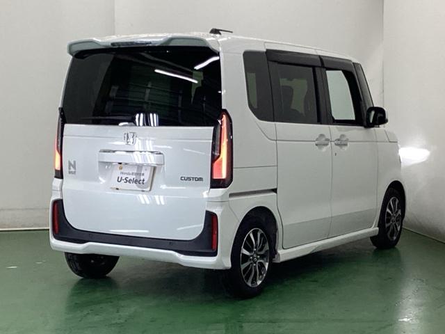 Ｎ－ＢＯＸカスタム ベースグレード　ドラレコ　ナビ　Ｒカメラ　ブルートゥース　ＵＳＢ接続　ＣＭＢＳ　Ｄレコ　ベンチシート　オートエアコン　スマートキ　ＬＥＤ　盗難防止装置　クルコン　ＥＴＣ　バックカメラ　フルセグＴＶ　パワーステアリング（9枚目）