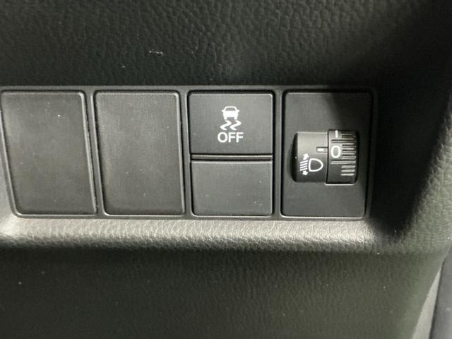 フィット ｅ：ＨＥＶホーム　ドラレコ　ナビ　Ｒカメラ　ブルートゥース　前後誤発進抑制機能　助手席エアバッグ　運転席エアバッグ　アイドリングストップ　ＬＥＤライト　ＵＳＢ接続　バックカメラ　ＡＢＳ　サイドエアバッグ　フルセグＴＶ（25枚目）