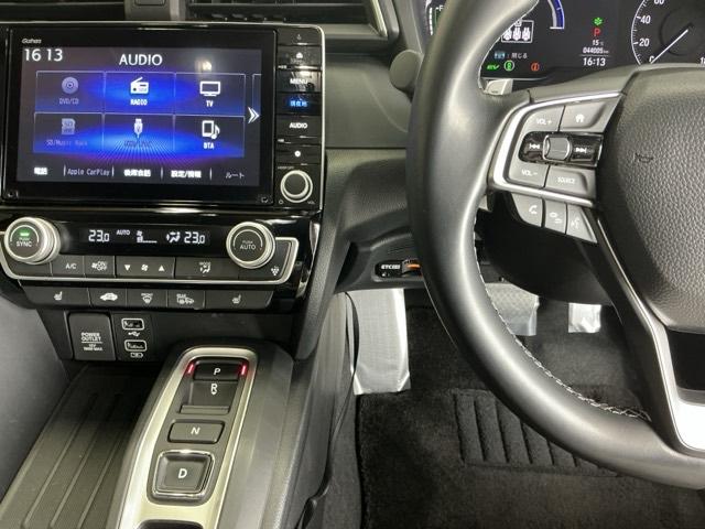 インサイト ＥＸ　ドラレコ　ナビ　Ｒカメラ　ブルートゥース　ソナー　衝突軽減　ＬＥＤライト　ＡＢＳ　前席シートヒーター　オ－トエアコン　パワーウィンドウ　スマキー　クルコン　ＰＷシート　キーフリーシステム　ＵＳＢ接続（3枚目）