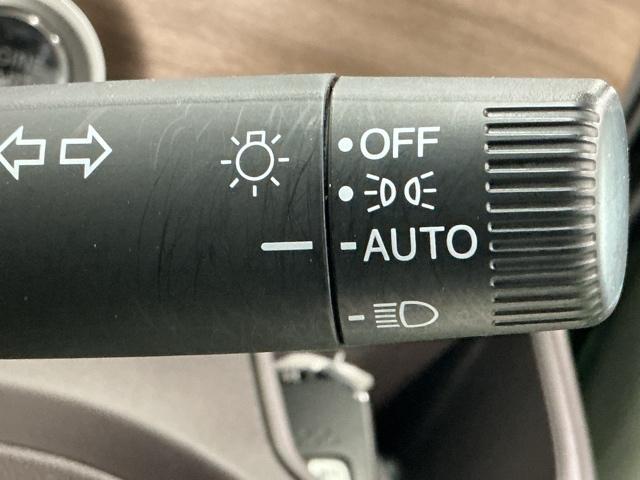 フリード Ｇ　ドラレコ　ナビ　Ｒカメラ　ブルートゥース　Ａクルーズ　記録簿　３列シート　ＬＥＤヘッドライト　パワーウインドウ　地デジ　イモビ　ＶＳＡ　ＵＳＢ　ドライブレコーダー　エアコン　エアバッグ　スマートキー（25枚目）