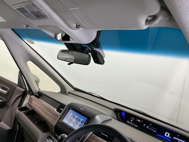 フリード Ｇ　ドラレコ　ナビ　Ｒカメラ　ブルートゥース　Ａクルーズ　記録簿　３列シート　ＬＥＤヘッドライト　パワーウインドウ　地デジ　イモビ　ＶＳＡ　ＵＳＢ　ドライブレコーダー　エアコン　エアバッグ　スマートキー（31枚目）