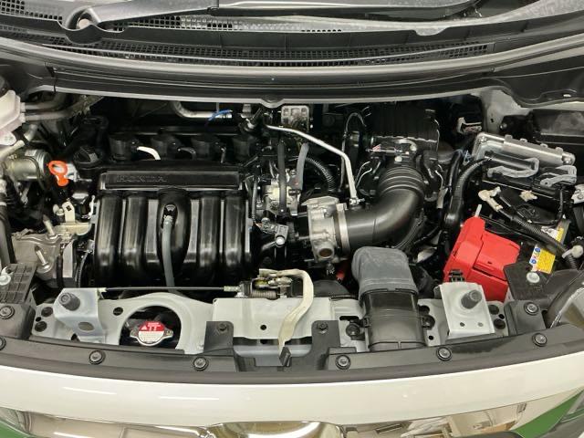 フリードハイブリッド ハイブリッド・Ｇブラックスタイル　ナビ　Ｒカメラ　ブルートゥース　フルセグ　Ｗ電動ドア　衝突軽減ブレーキ　オートクルーズコントロール　シートヒータ　盗難防止装置　キーフリー　３列シート　ウォークスルー　ＬＥＤヘッドランプ　ＤＶＤ再生可（32枚目）