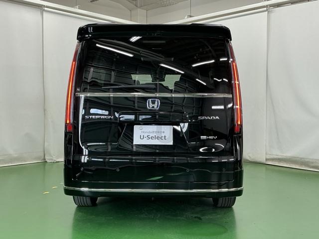 ���ꂪ�t�����₷�������K���X�ɂ̓������C�p�[���t���Ă��܂��B�t�����g�̃��C�p�[���n�m�̎��̓V�t�g���o�[�����o�[�X�ɓ����ƃ������C�p�[�������N���č쓮�A�N�����[�Ȏ��E���ۂĂ܂��B