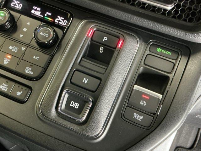 �`�s�Z���N�g���o�[�̑���Ɏw��ő��삷��G���N�g���b�N�M�A�Z���N�^�[���̗p�B�X�}�[�g�ȑ��삪�y���߂܂�