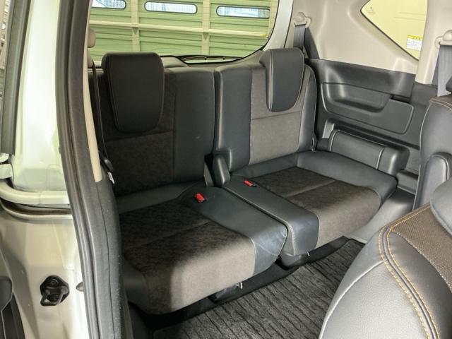 �P��ڂ���R��ڂ܂ōL�X���Ԃł��B�R��ڃV�[�g�͉ו�����������s�v�Ȏ��̓A�����W���ĉ׎��Ƃ��Ďg�p���邱�Ƃ��\�ŕ֗��Ɏg���܂�