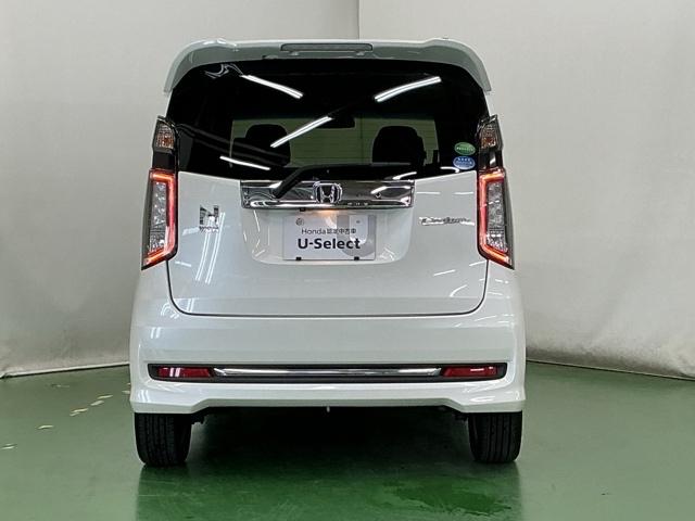 ���ꂪ�t�����₷�������K���X�ɂ̓������C�p�[���t���Ă��܂��B�t�����g�̃��C�p�[���n�m�̎��̓V�t�g���o�[�����o�[�X�ɓ����ƃ������C�p�[�������N���č쓮�A�N�����[�Ȏ��E���ۂĂ܂��B