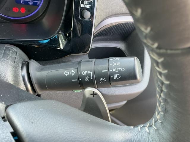 �I�[�g���C�g�R���g���[���̓��C�g�̂��Y�������Y���h�~�B�����Α��s�ɂ�鎖�̂𖢑R�ɖh���܂�