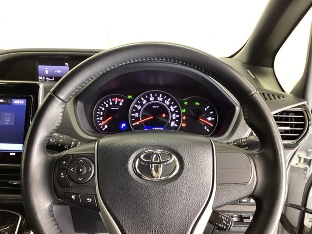 ヴォクシー ＺＳ煌ＩＩ　ドラレコ　ナビ　Ｒカメラ　ブルートゥース　スマートキー・プッシュスタート　バックガイドモニター　セキュリティアラーム　両側パワスラドア　ＥＴＣ車載器　地デジテレビ　記録簿付き　ＶＳＣ　ＬＥＤライト（22枚目）