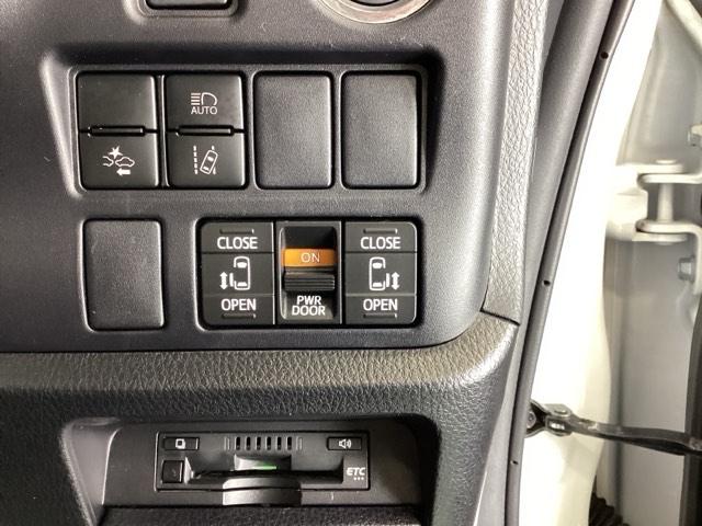 ヴォクシー ＺＳ煌ＩＩ　ドラレコ　ナビ　Ｒカメラ　ブルートゥース　スマートキー・プッシュスタート　バックガイドモニター　セキュリティアラーム　両側パワスラドア　ＥＴＣ車載器　地デジテレビ　記録簿付き　ＶＳＣ　ＬＥＤライト（24枚目）