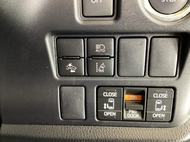 ヴォクシー ＺＳ煌ＩＩ　ドラレコ　ナビ　Ｒカメラ　ブルートゥース　スマートキー・プッシュスタート　バックガイドモニター　セキュリティアラーム　両側パワスラドア　ＥＴＣ車載器　地デジテレビ　記録簿付き　ＶＳＣ　ＬＥＤライト（25枚目）