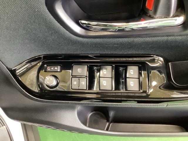 ヴォクシー ＺＳ煌ＩＩ　ドラレコ　ナビ　Ｒカメラ　ブルートゥース　スマートキー・プッシュスタート　バックガイドモニター　セキュリティアラーム　両側パワスラドア　ＥＴＣ車載器　地デジテレビ　記録簿付き　ＶＳＣ　ＬＥＤライト（51枚目）