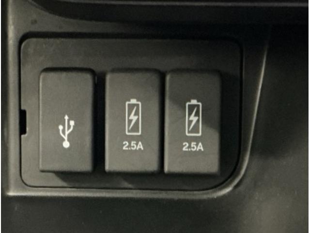 Ｎ－ＢＯＸカスタム ＥＸターボ　ドラレコ　ナビ　Ｒカメラ　ブルートゥース　パーキングセンサー　記録簿　地デジ　ドライブレコーダー　前席シートヒーター　バックガイドモニター　カーテンエアバック　ＥＴＣ装備　ＬＥＤ　盗難防止装置　ＡＢＳ（22枚目）