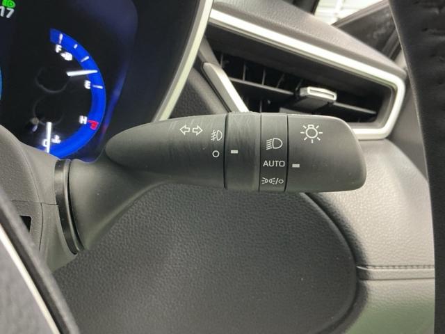 カローラクロス ハイブリッドＺ　ナビ　Ｒカメラ　ブルートゥース　フルセグ　コーナーソナー　ＵＳＢ　衝突軽減Ｂ　記録簿有　シートヒーター付き　スマキ－　Ｂモニター　アクティブクルーズコントロール　アイドリングストップ　イモビ　ＬＥＤ（25枚目）