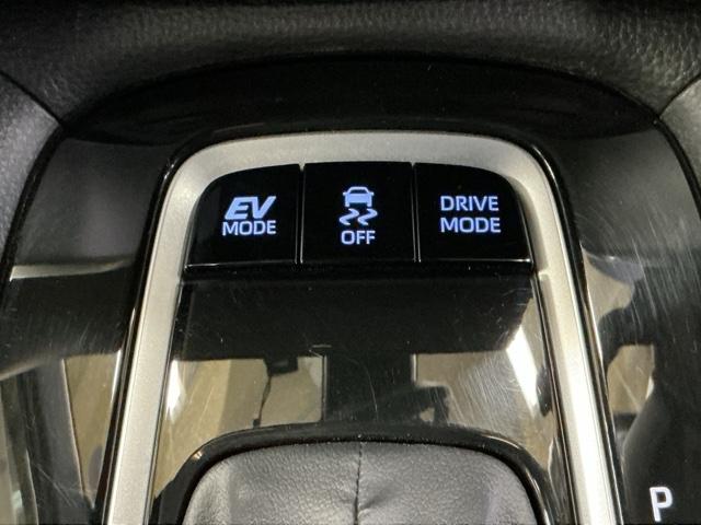 カローラクロス ハイブリッドＺ　ナビ　Ｒカメラ　ブルートゥース　フルセグ　コーナーソナー　ＵＳＢ　衝突軽減Ｂ　記録簿有　シートヒーター付き　スマキ－　Ｂモニター　アクティブクルーズコントロール　アイドリングストップ　イモビ　ＬＥＤ（26枚目）