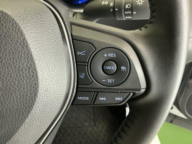カローラクロス ハイブリッドＺ　ナビ　Ｒカメラ　ブルートゥース　フルセグ　コーナーソナー　ＵＳＢ　衝突軽減Ｂ　記録簿有　シートヒーター付き　スマキ－　Ｂモニター　アクティブクルーズコントロール　アイドリングストップ　イモビ　ＬＥＤ（53枚目）