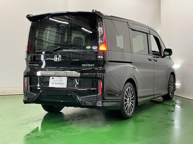 ��^�e�[���Q�[�g�X�|�C���[�����Ńt�H�������X�^�C���b�V���ɂ��Ă��܂��B�������s���ɂ͑��s���萫�\�ɗD��Ă��āA��R��ɂ��傫���v�����܂�