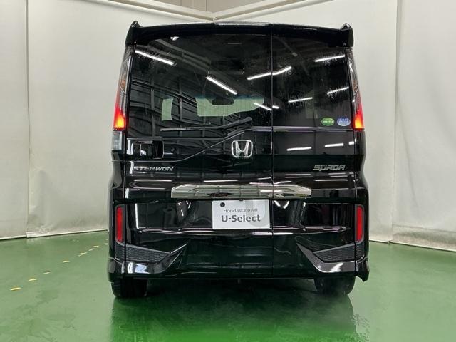 ���ꂪ�t�����₷�������K���X�ɂ̓������C�p�[���t���Ă��܂��B�t�����g�̃��C�p�[���n�m�̎��̓V�t�g���o�[�����o�[�X�ɓ����ƃ������C�p�[�������N���č쓮�A�N�����[�Ȏ��E���ۂĂ܂��B