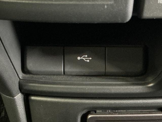 �t�r�a���͒[�q���Ă܂��B�t�r�a��������ڑ����ĉ��y�t�@�C���A�摜�t�@�C���A����t�@�C���Ȃǂ��i�r��ʂŊy���߂܂��@���ꕔ�̃f�B�X�v���C�I�[�f�B�I�A�b�c�`���[�i�[�̏ꍇ�͉��y�t�@�C���݂̂ƂȂ�܂�