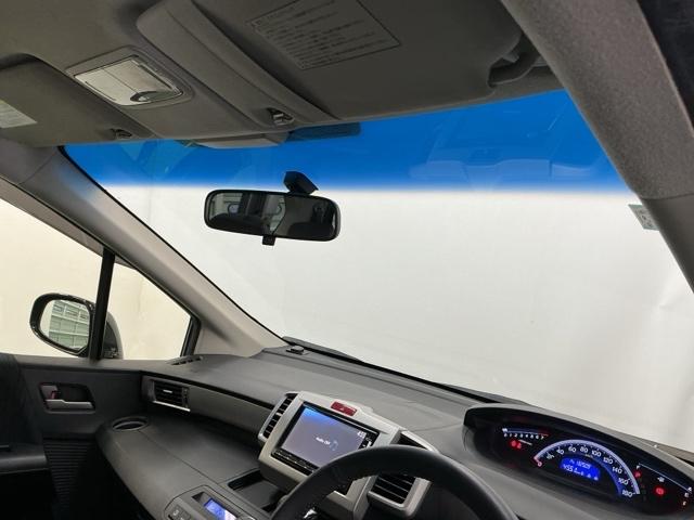 �n�[�t�V�F�C�h�t�����g�E�C���h�E�y�e�K���X��[�̐F�������z�𑕔����Ă��܂��B�L���t�����g�K���X�Ŏ��E���m�ۂ���ῂ������y���A�L�Ɩ����ł͂����Ԃ�Ⴂ�܂���