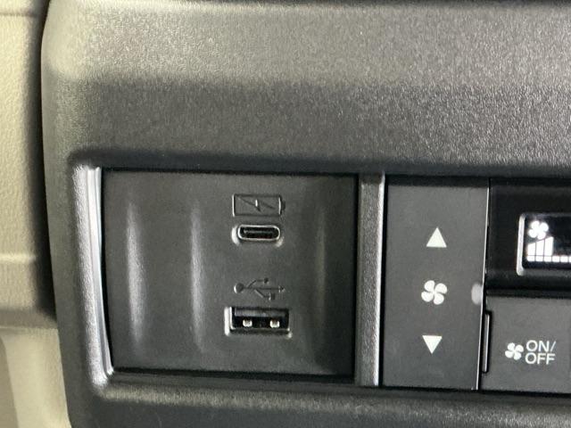 Ｎ－ＶＡＮ ｅ： ｅ：Ｌ４　デモカー　ドラレコ　Ｒカメラ　ディスプレイオーディオ　オートライト　Ｂカメラ　ＥＴＣ　スマートキー　キーレス　コーナーセンサー　両スライドドア（19枚目）