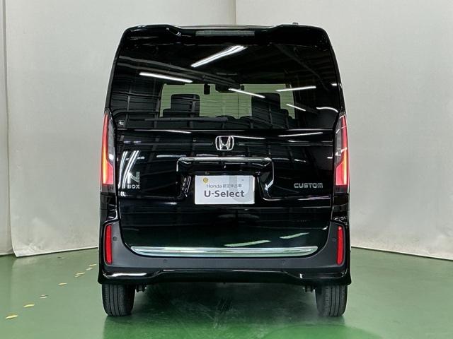 Ｎ－ＢＯＸカスタム ベースグレード　ディスプレイオーディオ　Ｒカメラ　ＥＴＣ　Ｗ電動ドア　ＵＳＢ接続　ＣＭＢＳ　Ｄレコ　ベンチシート　オートエアコン　スマートキ　ＬＥＤ　盗難防止装置　クルコン　バックカメラ　パワーステアリング　ＥＳＣ（9枚目）