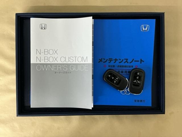 Ｎ－ＢＯＸカスタム ベースグレード　ディスプレイオーディオ　Ｒカメラ　ＥＴＣ　Ｗ電動ドア　ＵＳＢ接続　ＣＭＢＳ　Ｄレコ　ベンチシート　オートエアコン　スマートキ　ＬＥＤ　盗難防止装置　クルコン　バックカメラ　パワーステアリング　ＥＳＣ（32枚目）