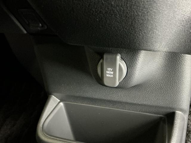 Ｎ－ＢＯＸカスタム ベースグレード　ディスプレイオーディオ　Ｒカメラ　ＥＴＣ　Ｗ電動ドア　ＵＳＢ接続　ＣＭＢＳ　Ｄレコ　ベンチシート　オートエアコン　スマートキ　ＬＥＤ　盗難防止装置　クルコン　バックカメラ　パワーステアリング　ＥＳＣ（56枚目）