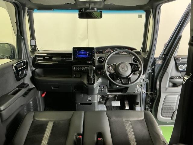 N-BOXカスタム Lターボ ドラレコ ナビ Rカメラ ブルートゥース 地デジチューナー 衝突軽減ブレーキサポート LEDヘッドライ アイドリングS ターボエンジン PS カーテンエアバック シートヒータ エアバック AAC PW(2枚目)