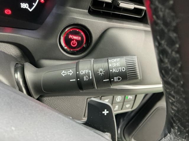 �I�[�g���C�g�R���g���[���̓��C�g�̂��Y�������Y���h�~�B�����Α��s�ɂ�鎖�̂𖢑R�ɖh���܂�