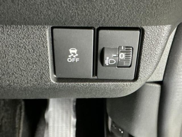 Ｎ－ＢＯＸカスタム ベースグレード　ドラレコ　ナビ　Ｒカメラ　ブルートゥース　ＵＳＢ接続　ＣＭＢＳ　Ｄレコ　ベンチシート　オートエアコン　スマートキ　ＬＥＤ　盗難防止装置　クルコン　ＥＴＣ　バックカメラ　フルセグＴＶ　パワーステアリング（29枚目）