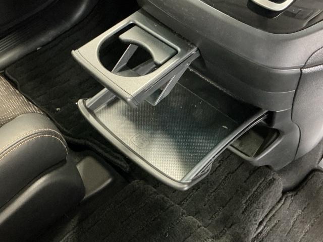 フリードハイブリッド ハイブリッド・クロスターホンダセンシング　ドラレコ　ナビ　Ｒカメラ　ブルートゥース　両側Ｐスライドドア　ＵＳＢ　オートクルーズコントロール　記録簿　ＤＶＤ再生可能　ＬＥＤライト　ＡＢＳ　盗難防止　シ－トヒ－タ－　スマ－トキ－　ＶＳＡ　フルセグ（19枚目）