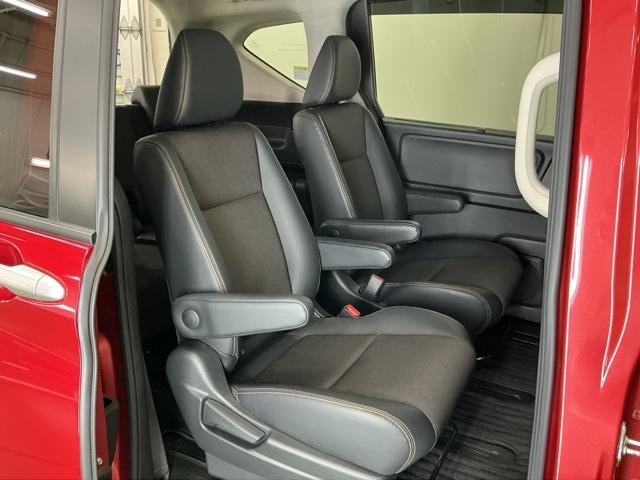 フリードハイブリッド ハイブリッド・クロスターホンダセンシング　ドラレコ　ナビ　Ｒカメラ　ブルートゥース　両側Ｐスライドドア　ＵＳＢ　オートクルーズコントロール　記録簿　ＤＶＤ再生可能　ＬＥＤライト　ＡＢＳ　盗難防止　シ－トヒ－タ－　スマ－トキ－　ＶＳＡ　フルセグ（22枚目）