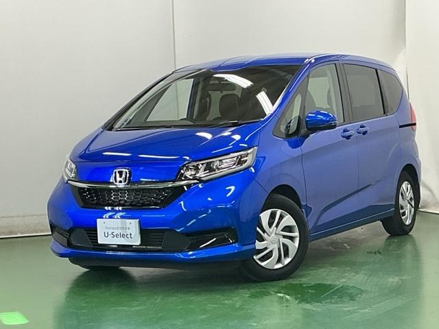 フリード Ｇ　ナビ　Ｒカメラ　フルセグ　ＣＤ　ＥＴＣ　Ａクルーズ　記録簿　３列シート　ＬＥＤヘッドライト　パワーウインドウ　地デジ　イモビ　ＶＳＡ　ＵＳＢ　エアコン　エアバッグ　スマートキー　ＥＣＯＮモード　ＡＢＳ（10枚目）