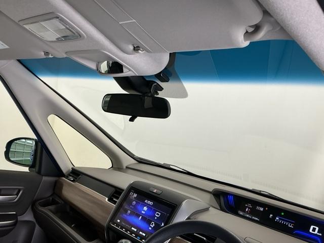 フリード Ｇ　ナビ　Ｒカメラ　フルセグ　ＣＤ　ＥＴＣ　Ａクルーズ　記録簿　３列シート　ＬＥＤヘッドライト　パワーウインドウ　地デジ　イモビ　ＶＳＡ　ＵＳＢ　エアコン　エアバッグ　スマートキー　ＥＣＯＮモード　ＡＢＳ（30枚目）