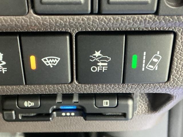 フリード Ｇ　ナビ　Ｒカメラ　フルセグ　ＣＤ　ＥＴＣ　Ａクルーズ　記録簿　３列シート　ＬＥＤヘッドライト　パワーウインドウ　地デジ　イモビ　ＶＳＡ　ＵＳＢ　エアコン　エアバッグ　スマートキー　ＥＣＯＮモード　ＡＢＳ（52枚目）