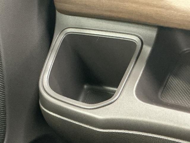 フリード Ｇ　ナビ　Ｒカメラ　フルセグ　ＣＤ　ＥＴＣ　Ａクルーズ　記録簿　３列シート　ＬＥＤヘッドライト　パワーウインドウ　地デジ　イモビ　ＶＳＡ　ＵＳＢ　エアコン　エアバッグ　スマートキー　ＥＣＯＮモード　ＡＢＳ（56枚目）