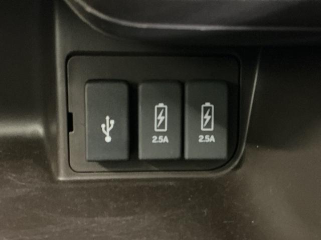 Ｎ－ＢＯＸ Ｌ　ナビ　Ｒカメラ　ブルートゥース　ＣＤ　ＥＴＣ　衝突回避支援ブレーキ　Ｉ－ＳＴＯＰ　クリソナ　ＰＷ　パワステ　Ｓヒーター　スマ－トキ－　Ｂカメ　横滑り防止　整備記録簿　ＬＥＤライト　エアコン付き　ＵＳＢ（18枚目）