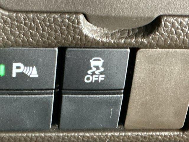 Ｎ－ＢＯＸ Ｌ　ナビ　Ｒカメラ　ブルートゥース　ＣＤ　ＥＴＣ　衝突回避支援ブレーキ　Ｉ－ＳＴＯＰ　クリソナ　ＰＷ　パワステ　Ｓヒーター　スマ－トキ－　Ｂカメ　横滑り防止　整備記録簿　ＬＥＤライト　エアコン付き　ＵＳＢ（26枚目）